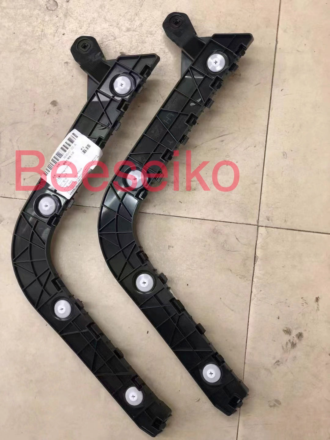 Tesla Model Y Rear Bumper Retainer Bracket - 494043-00-A 494044-00-A Compatible