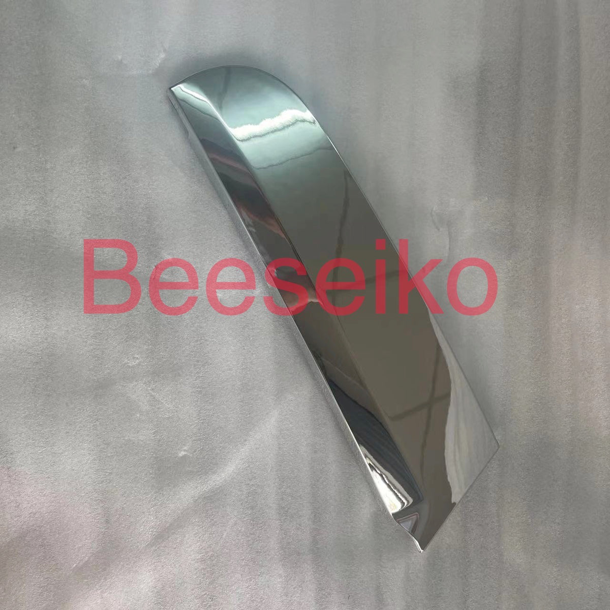 83270-3W010  83280-3W010 Rear Door Garnish Chrome Pillar Cover For 2011-2015 Kia Sportage