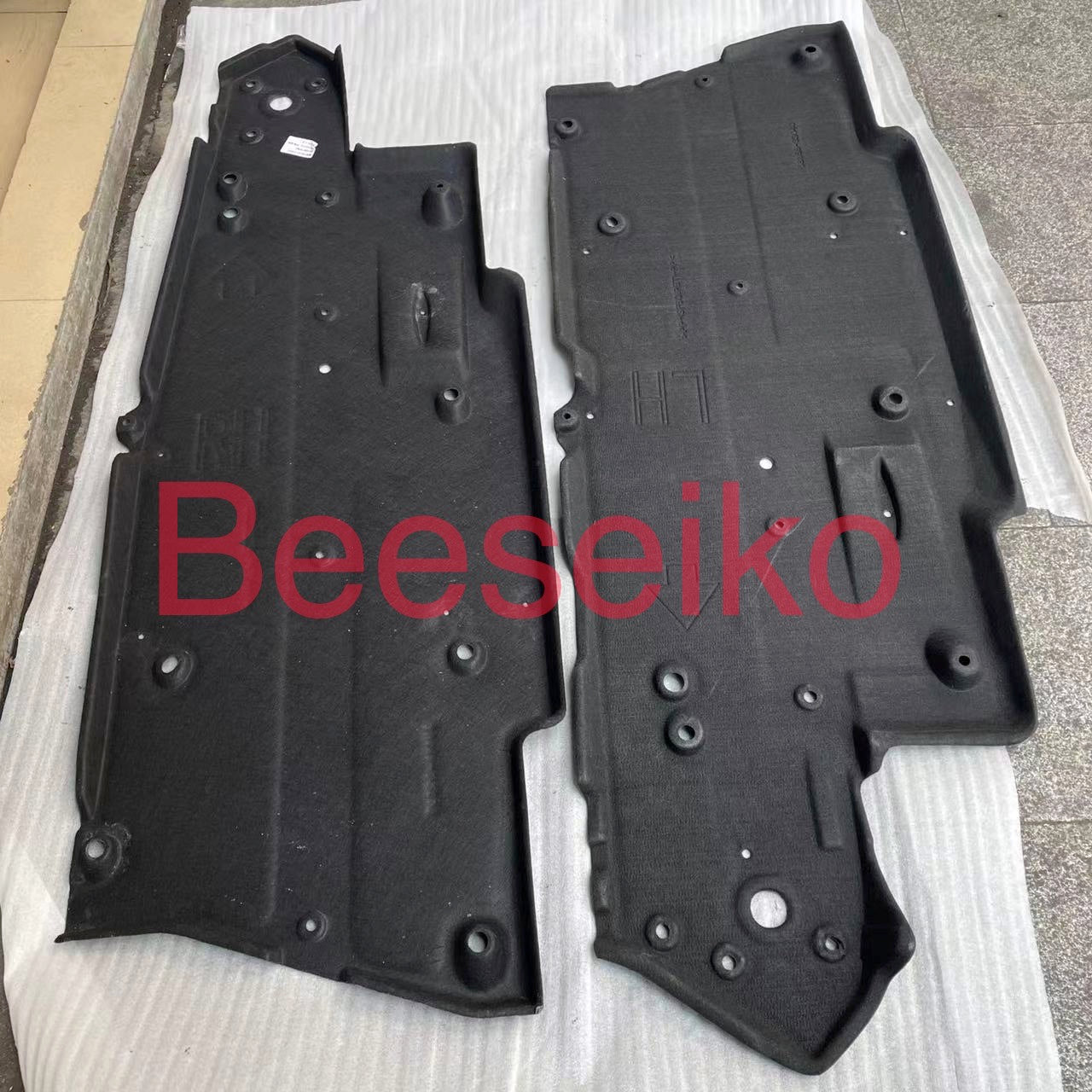 58165-33030 58166-33030 Floor Pan Splash Shield Floor cover Under Cover  for  Lexus